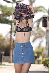 Ariela takes off black lingerie for Watch4Beauty Ariela takes off black lingerie for Watch4Beauty