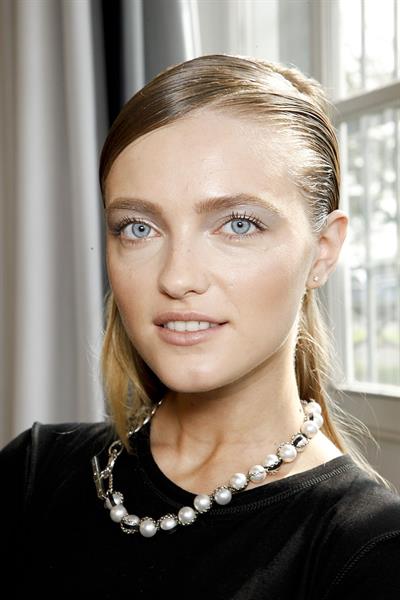 Vlada Roslyakova