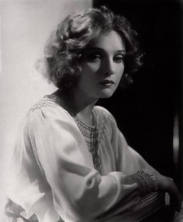 Anna Sten