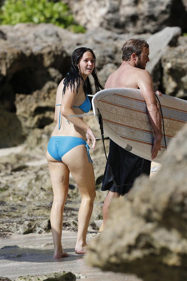 Jennifer Lawrence in a bikini (in Hawaii)