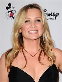 Jessica Capshaw