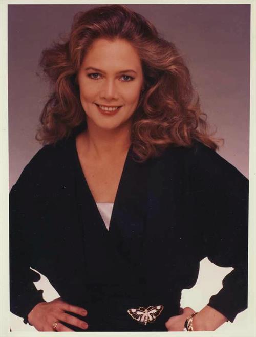 Kathleen Turner