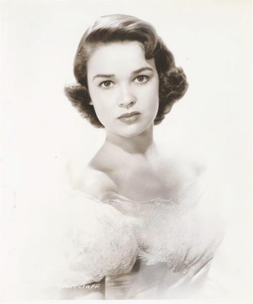 Kathryn Crosby Pictures (44 Images) .