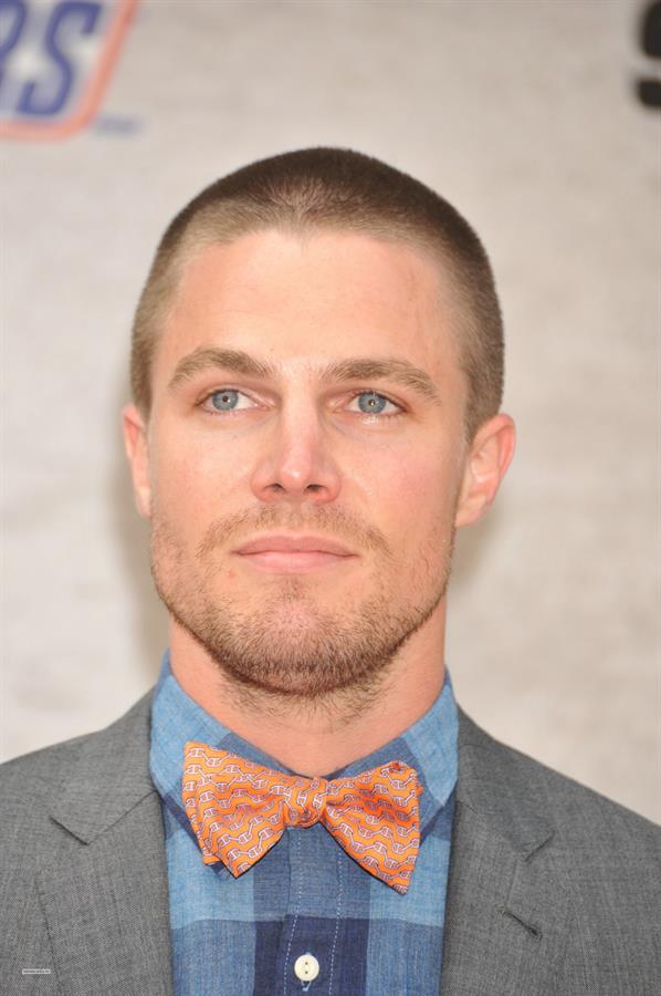 Stephen Amell