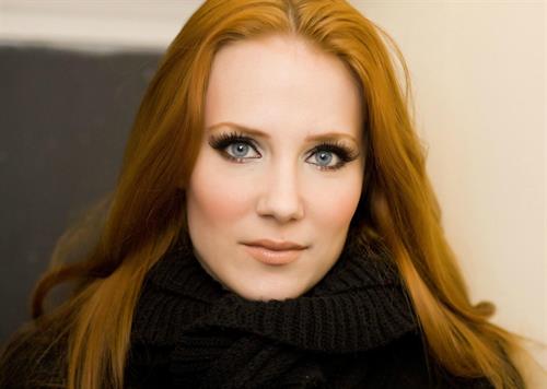 Simone Simons