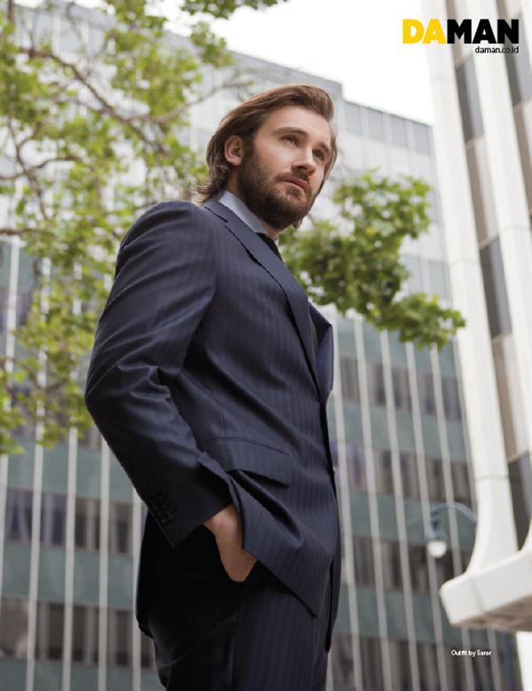 Clive Standen