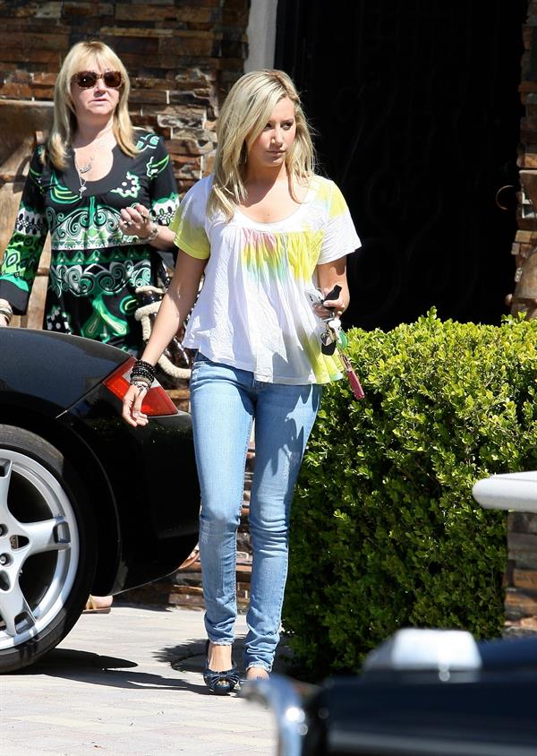 Ashley Tisdale