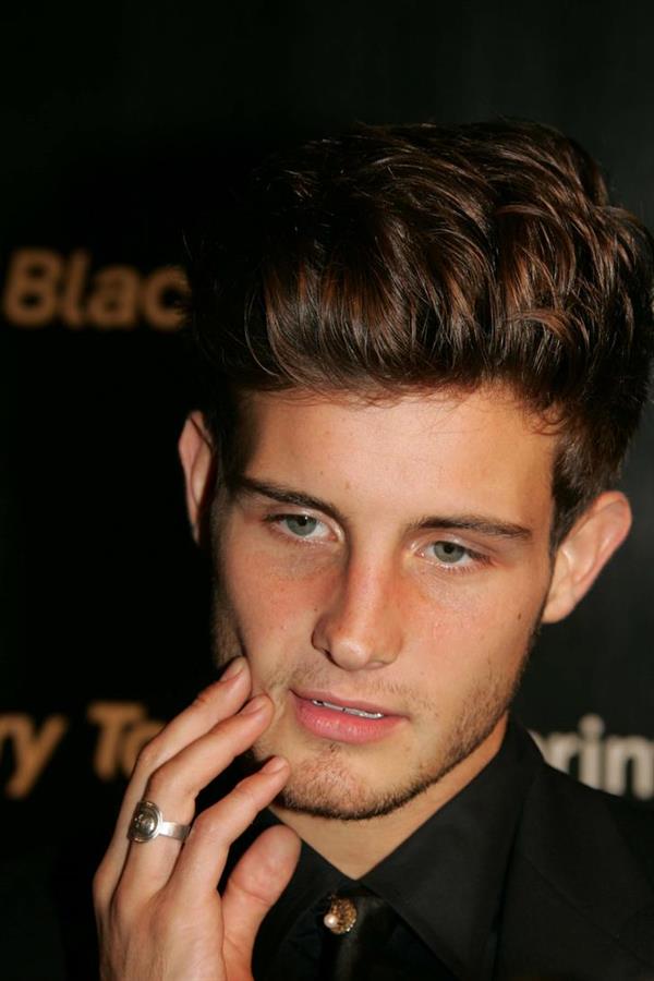 Nico Tortorella