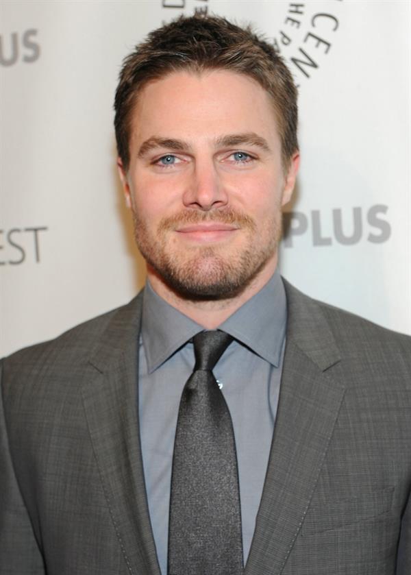 Stephen Amell