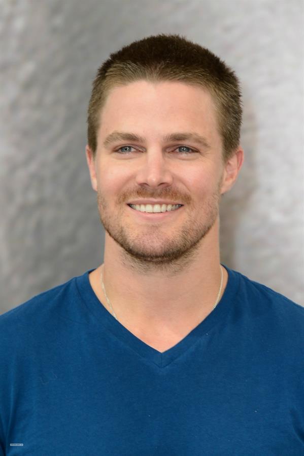 Stephen Amell