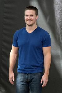 Stephen Amell