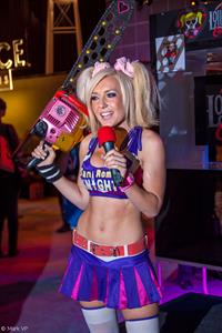 Jessica Nigri as Juliet Starling