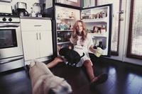 Pregnant Amanda Booth - At home - June 14, 2014  