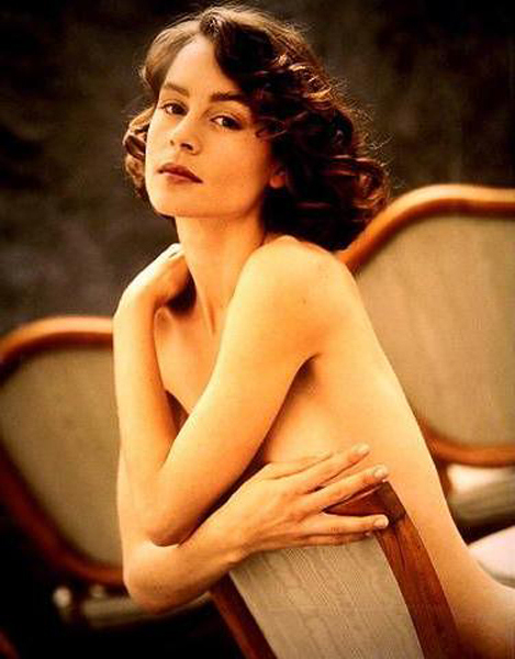 Embeth Davidtz
