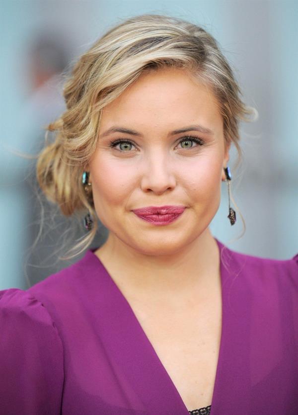 Leah Pipes