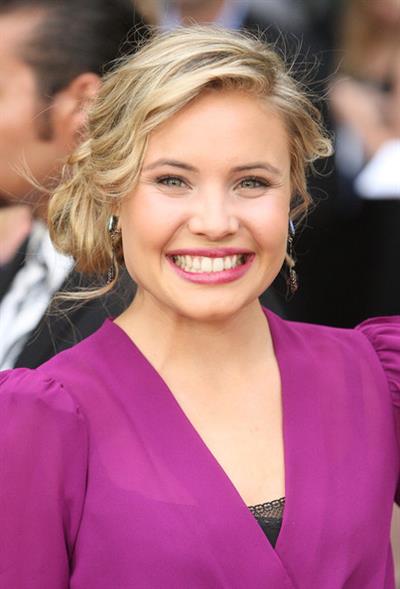 Leah Pipes
