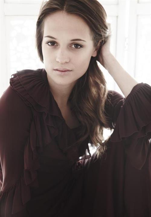 Alicia Vikander