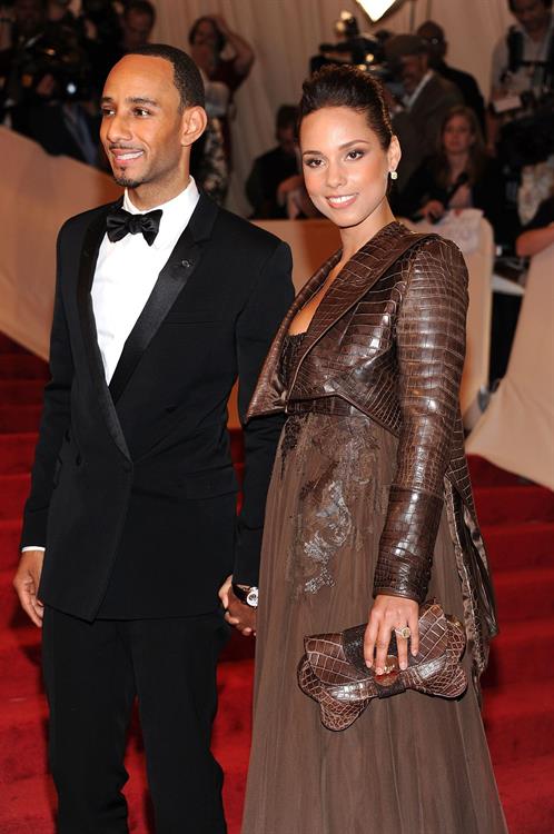 Alicia Keys metropolitan museum of art costume institute benefit 02 05 11 