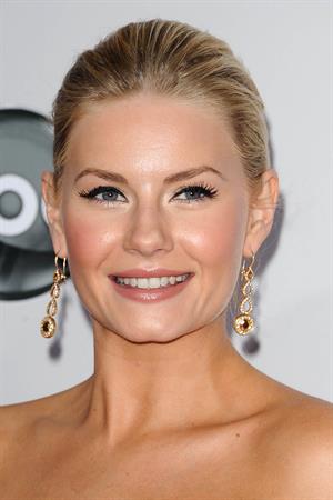 Elisha Cuthbert attending the 2012 American Music Awards in Los Angeles Nov 18, 2012 