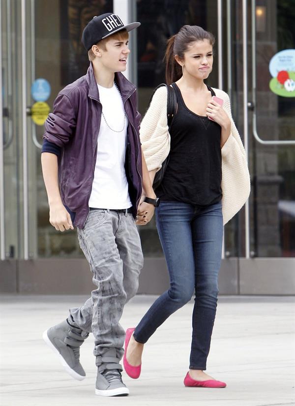 Selena Gomez and Justin Bieber in Los Angeles on September 16, 2011