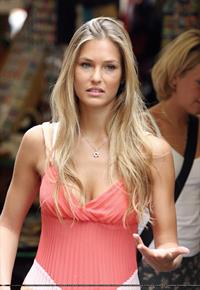 Bar Refaeli