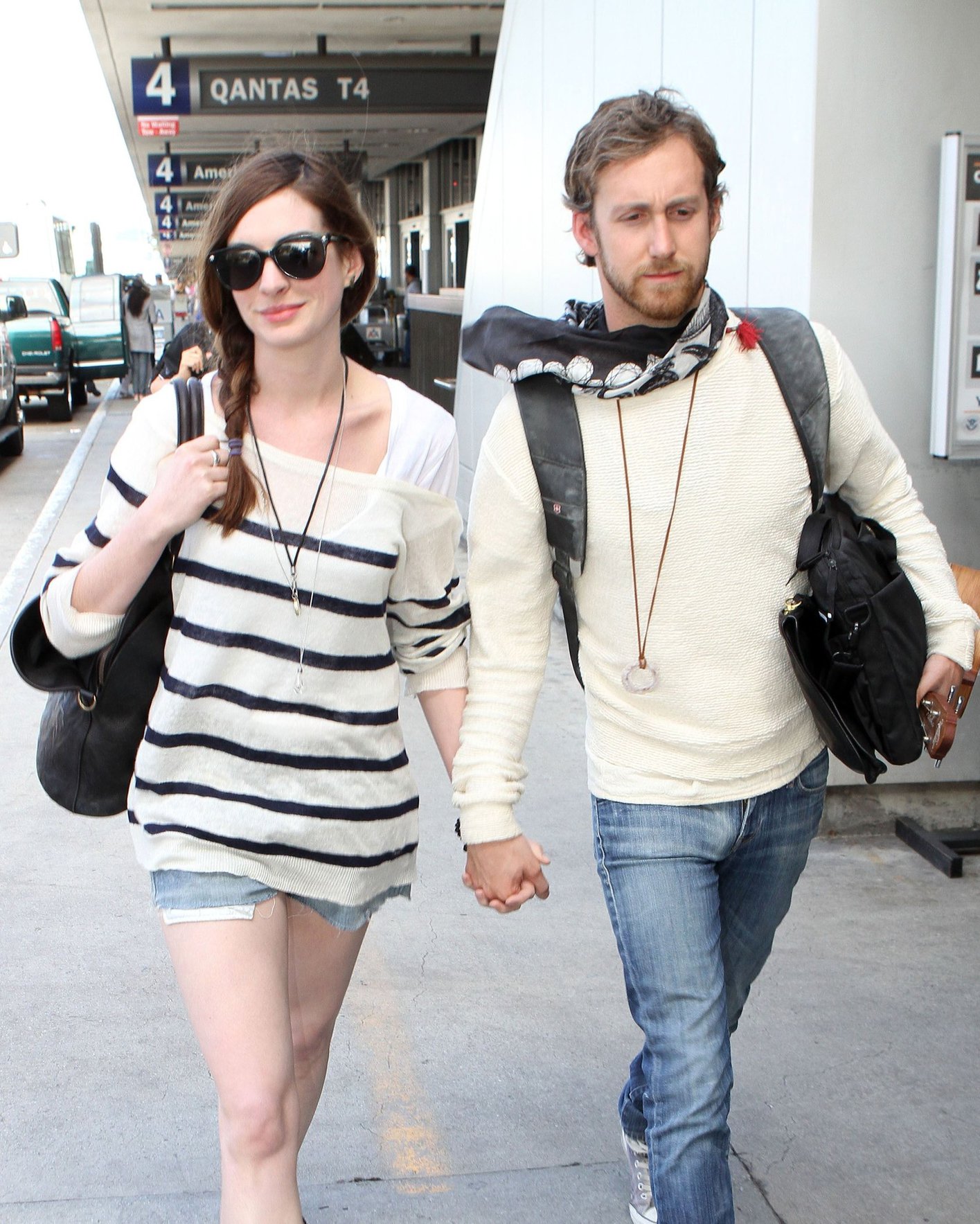 Anne Hathaway arrives at LAX airport in Los Angeles on September 3, 2011