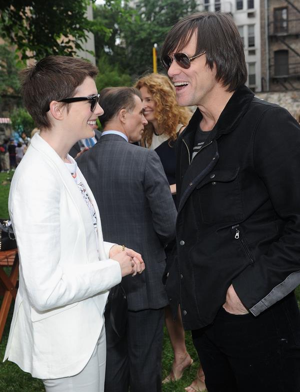 Anne Hathaway Stella McCartney Spring 2012 Presentation Dinner on June 11, 2012