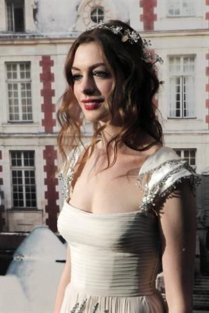 Anne Hathaway White Fairy Tale Love Ball in Paris on July 5, 2011