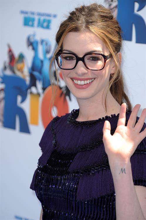 Anne Hathaway attending the Rio Los Angeles premiere on April 10, 2011