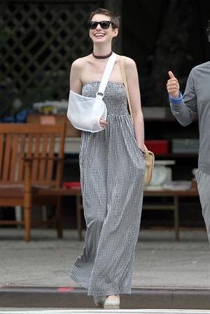 Anne Hathaway out for lunch in Brooklyn New York City on May 30, 2012