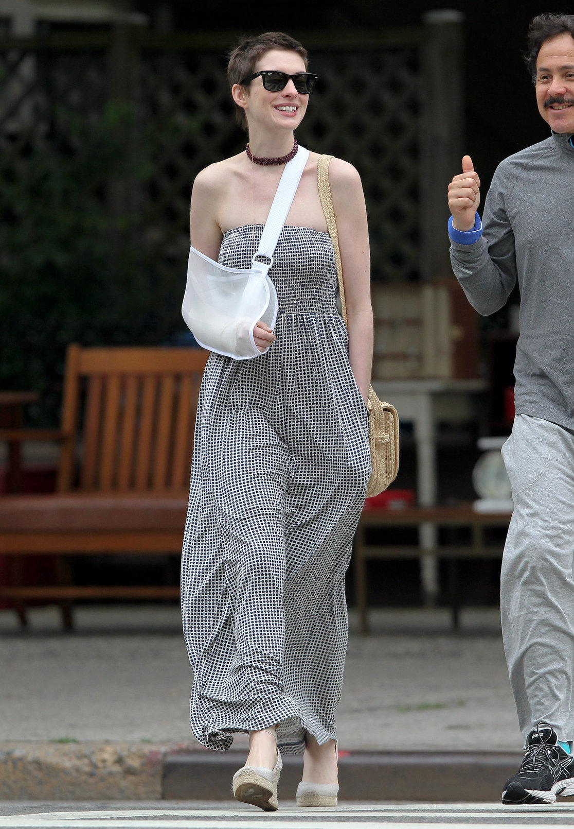 Anne Hathaway out for lunch in Brooklyn New York City on May 30, 2012