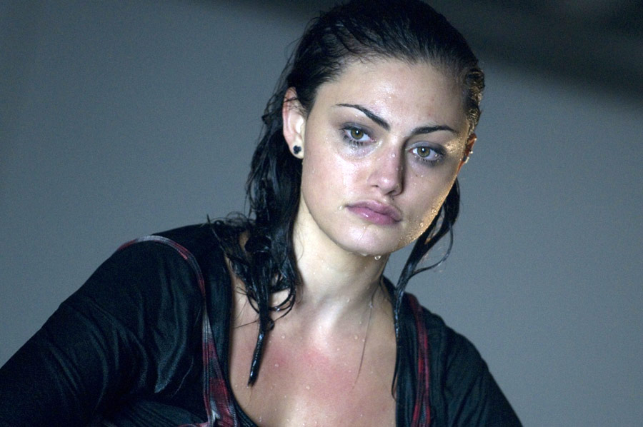 Phoebe Tonkin
