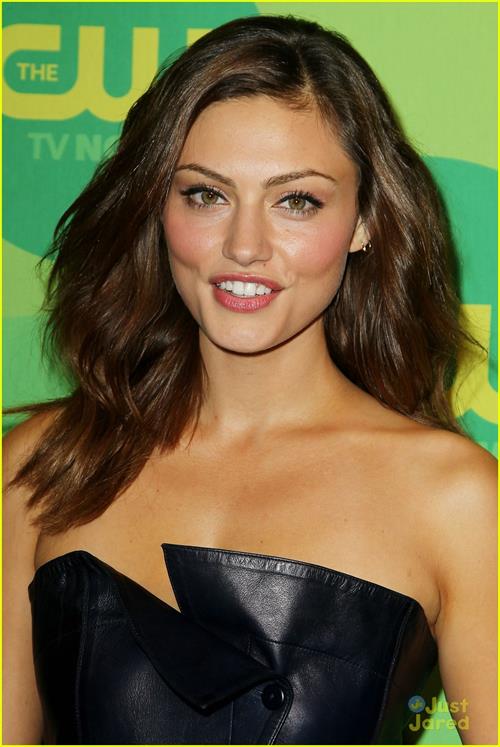 Phoebe Tonkin