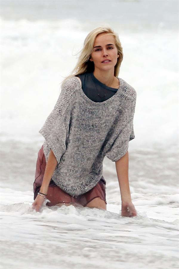 Isabel Lucas