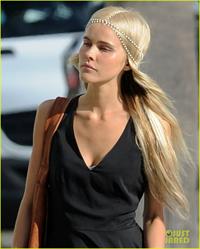 Isabel Lucas
