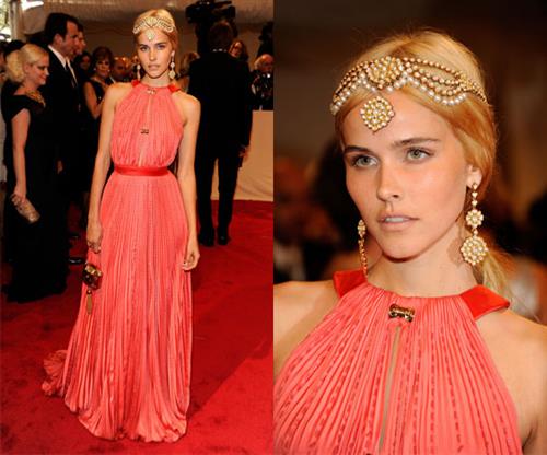 Isabel Lucas
