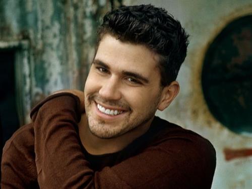 Josh Gracin