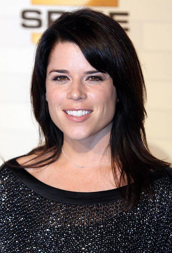 Neve Campbell