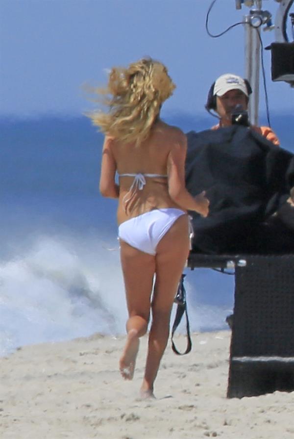 Kate Upton in a bikini - ass