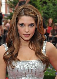 Ashley Greene Twilight Eclipse Premiere in London on July 1, 2010