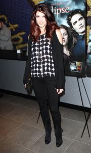 Ashley Greene Twilight Saga Eclipse signing Best Buy in New York on December 17, 2010
