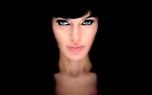 Angelina Jolie