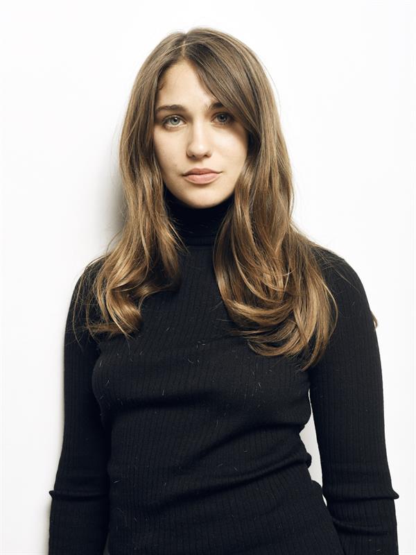 Lola Kirke