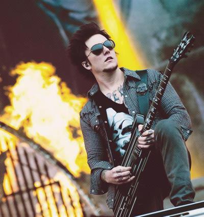 Synyster Gates