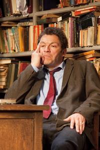 Dominic West