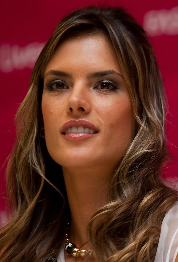 Alessandra Ambrosio attends Fashion Fest Liverpool 2009 at Liverpool Santa Fe in Mexico City 