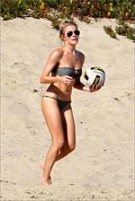 LeAnn Rimes in a bikini