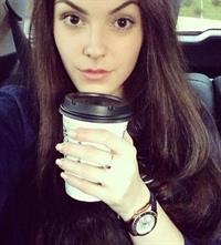 Julia Friedman taking a selfie