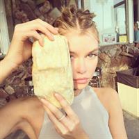 Stella Maxwell