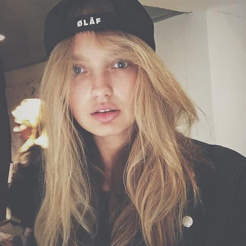 Romee Strijd taking a selfie